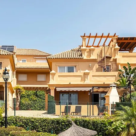 Townhouse With Ocean Views, Bbq, Elevator, Padel And Pool - Costa Galera Park 25 Vakantiehuis Estepona