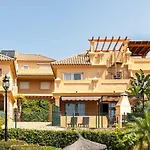 Townhouse With Ocean Views, Bbq, Elevator, Padel And Pool - Costa Galera Park 25 Hébergement de vacances Estepona