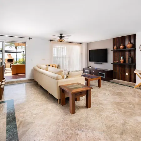 Townhouse With Ocean Views, Bbq, Elevator, Padel And Pool - Costa Galera Park 25 Feriehus *
