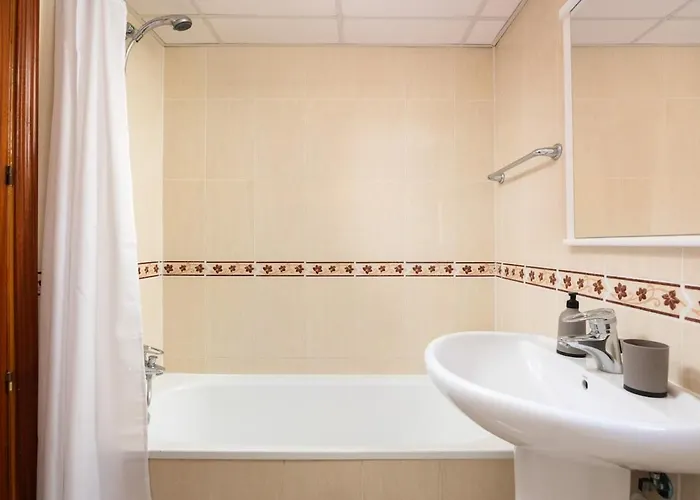 Townhouse With Ocean Views, Bbq, Elevator, Padel And Pool - Costa Galera Park 25 Semesterbostad Estepona